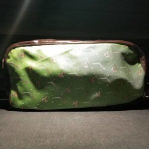 Bird Dog Bay Straight Flush Toiletry Bag - Olive