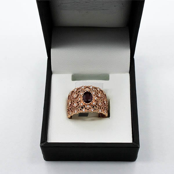 Ruby and Diamond Gold Ring 5.17 Grams - 0.29 Carat Diamond 0.74 Carat Ruby 1 Ruby and Diamond Gold Ring 5.17 Grams - 0.29 Carat Diamond 0.74 Carat Ruby
