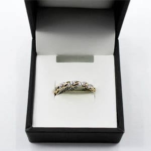 Diamond & Yellow Gold Ring (2.40 Grams - 0.10 cts)
