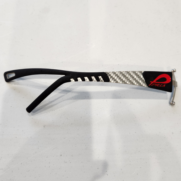 Pilla Outlaw X7 Carbon Fork Temple Frame - Red Logo Black and Silver 1 Pilla Outlaw X7 Carbon Fork Temple Frame - Red Logo Black and Silver