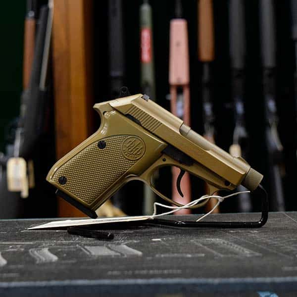 Beretta Tomcat 3032 FDE 32 ACP 2.9" 1 Beretta Tomcat 3032 FDE Single/Double .32 ACP 2.9" Handgun