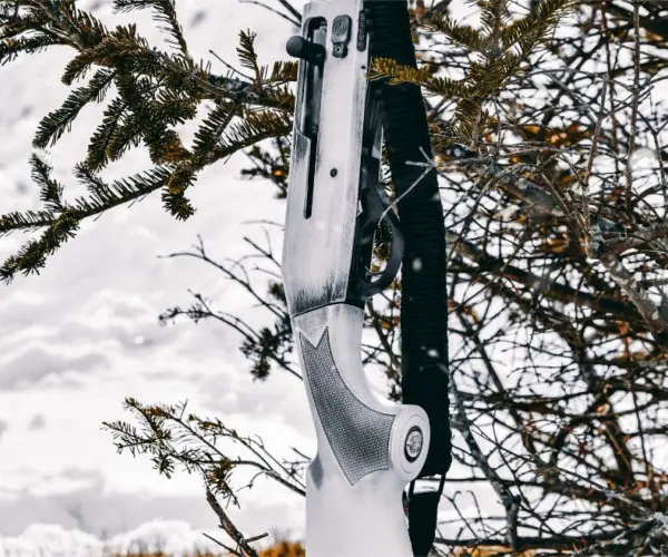 Stoeger M3500 SNOW GOOSE Semi-Auto 12Ga 28