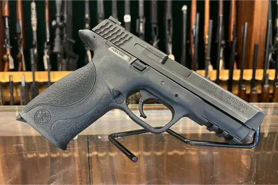 Smith & Wesson M&P40 Semi-Auto 40S&W 4.25''