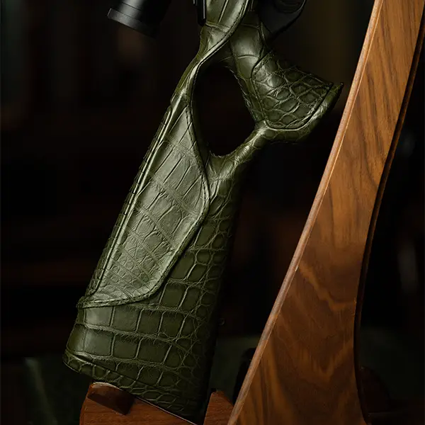 Blaser R8 SOUTHERN TRAPPER Gator Skin Green 300 Win Mag 24.5" 3 Blaser R8 SOUTHERN TRAPPER Gator Skin Green 300 Win Mag 24.5" - Image 3