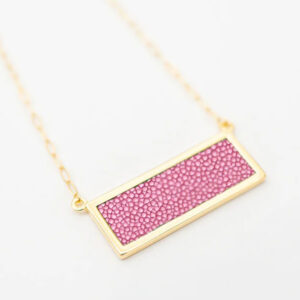 Teal Heron STONO NECKLACE PINK Stingray GOLD