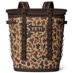 YETI Hopper M20 Backpack Soft Cooler - Wetlands Camo