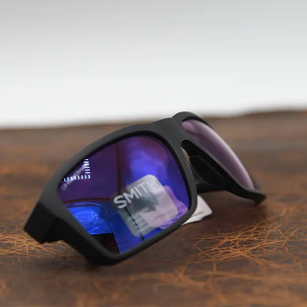 SMITH BACKCAST Matte Black ChromaPop Polarchromic Rose Blue207811003617V 1 SMITH BACKCAST Matte Black ChromaPop Polarchromic Rose Blue207811003617V